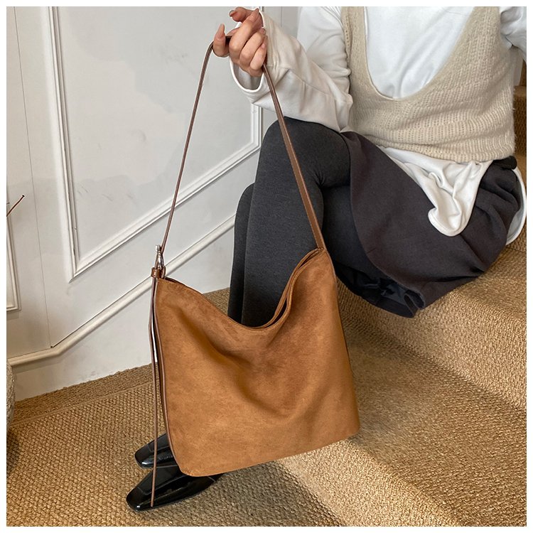 Women's Leopard Print Suede Hobo Bag with Zip Closure - Image 2