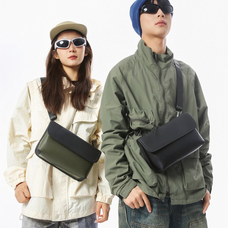 Women's Flap Crossbody Bag Spring 2025 Medium Black Green