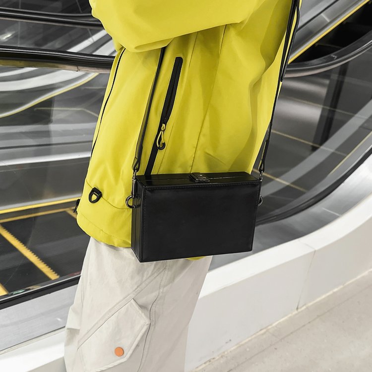 PU Crossbody Small Square Bag with Stitching Detail Summer 2026 - Image 3