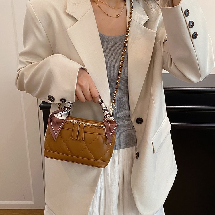 Women's Embroidered Mini Square Bag with Zipper Closure - Japanese Korean Style Summer 2026 - Image 4