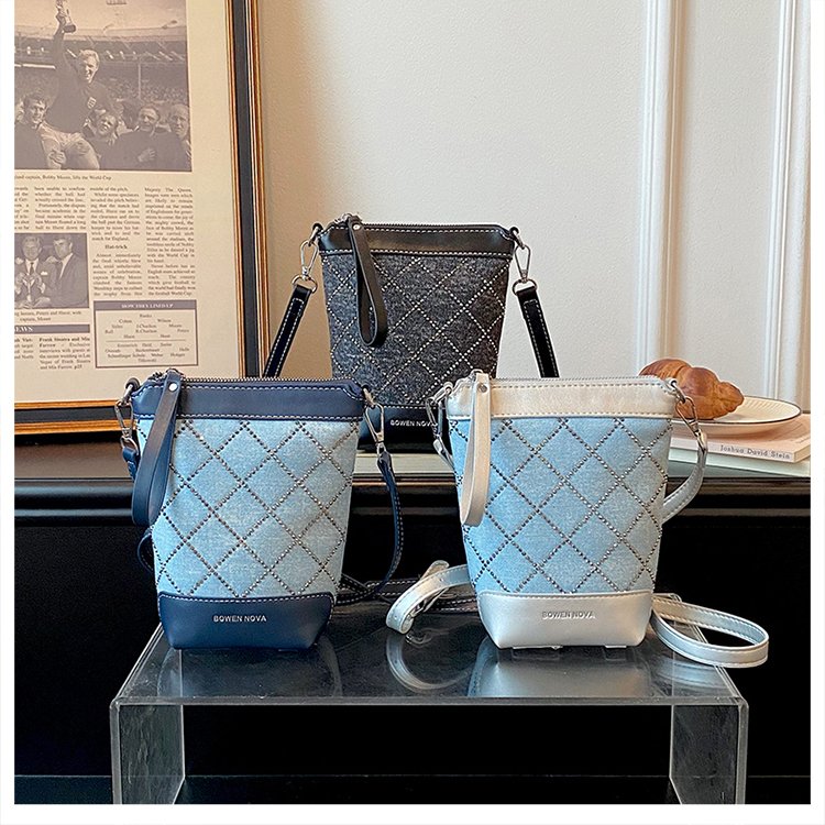 Sweet Preppy Style Mini Square Bag with Shiny Sequins and Zipper Closure