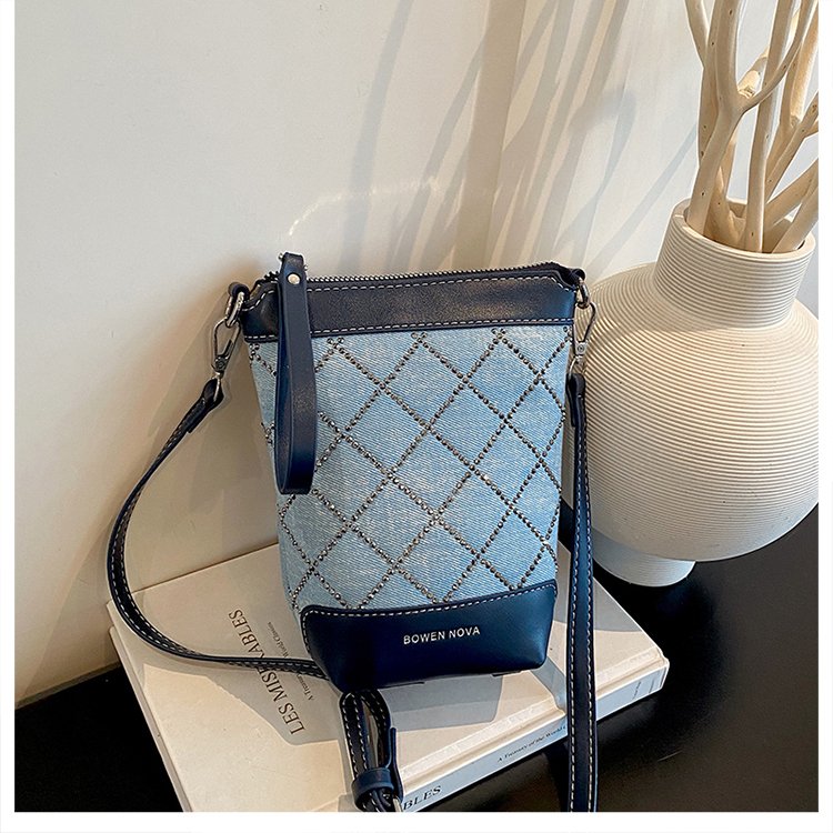 Sweet Preppy Style Mini Square Bag with Shiny Sequins and Zipper Closure - Image 2