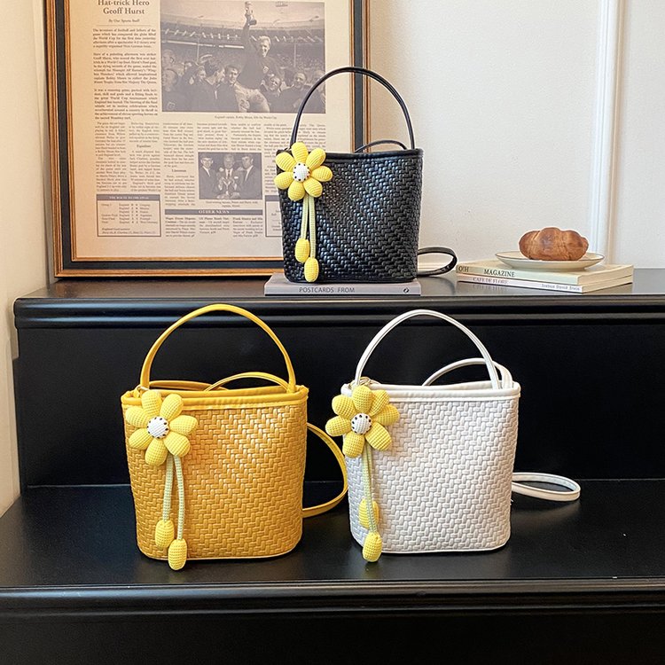 Women's Woven Bag with Lock Closure - Japanese Korean Style Summer 2026